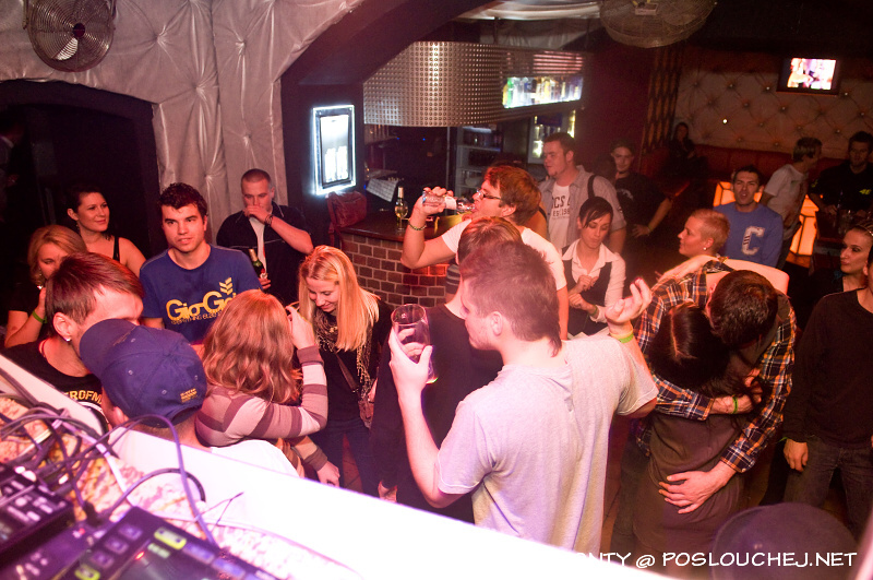 MINIMAL PEOPLE  - Sobota 13. 10. 2012